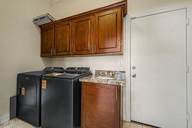 808 W CITRUS Way, Phoenix, AZ 85013