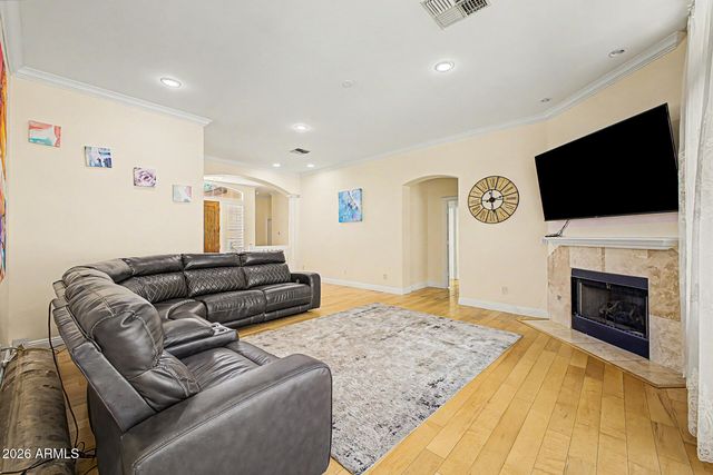 808 W CITRUS Way, Phoenix, AZ 85013