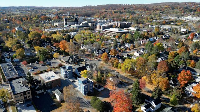 918 W Front Street, Traverse City, MI 49684