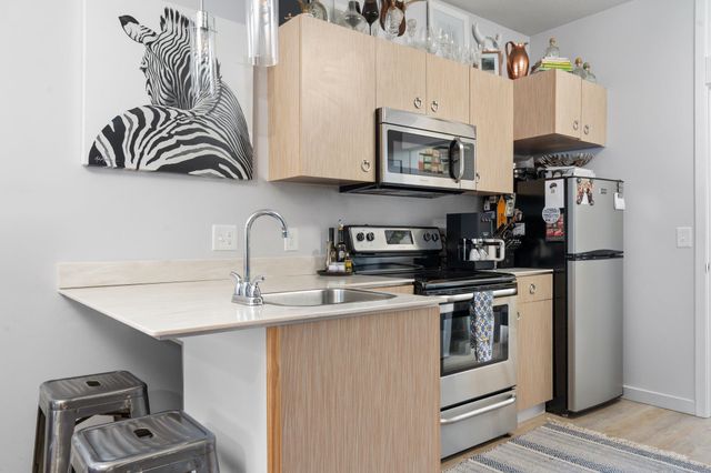 918 W Front Street, Traverse City, MI 49684