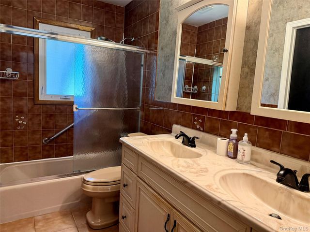 16 Sparkill Avenue, Tappan, NY 10983
