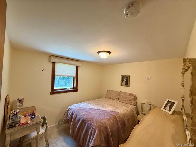 16 Sparkill Avenue, Tappan, NY 10983