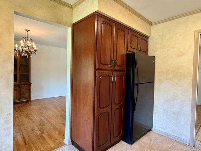 16 Sparkill Avenue, Tappan, NY 10983