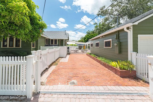 1296 Highland Avenue, Melbourne, FL 32935