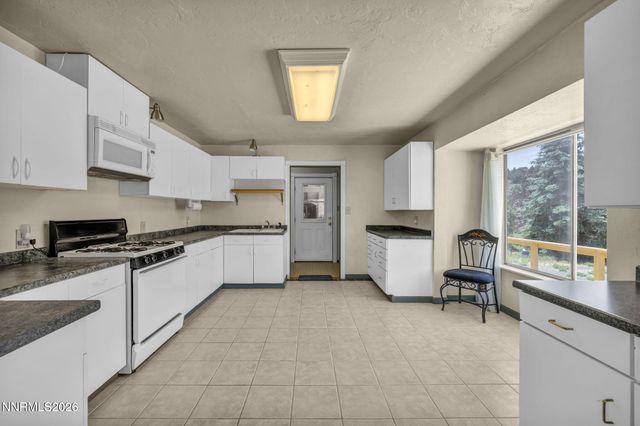 3490 Dry Lake Circle, Reno, NV 89521