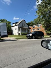 24 E 137th Street, Riverdale, IL 60827