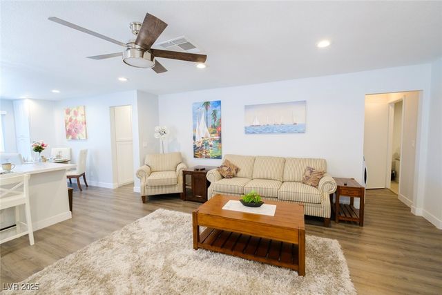 1725 Duarte Drive, Henderson, NV 89014