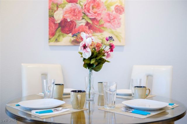 1725 Duarte Drive, Henderson, NV 89014