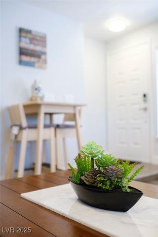 1725 Duarte Drive, Henderson, NV 89014