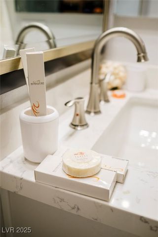 1725 Duarte Drive, Henderson, NV 89014