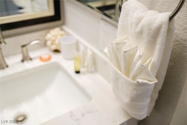 1725 Duarte Drive, Henderson, NV 89014