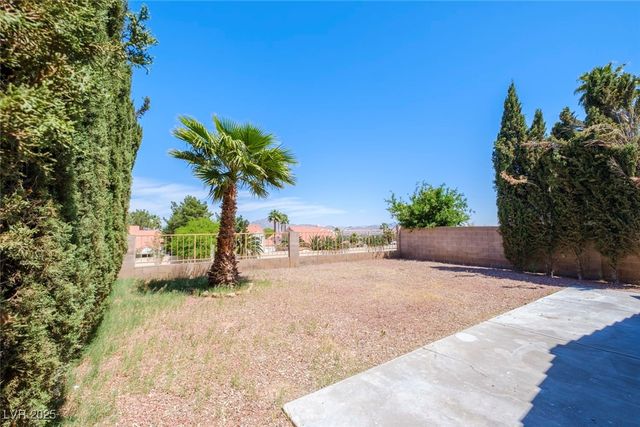 1725 Duarte Drive, Henderson, NV 89014