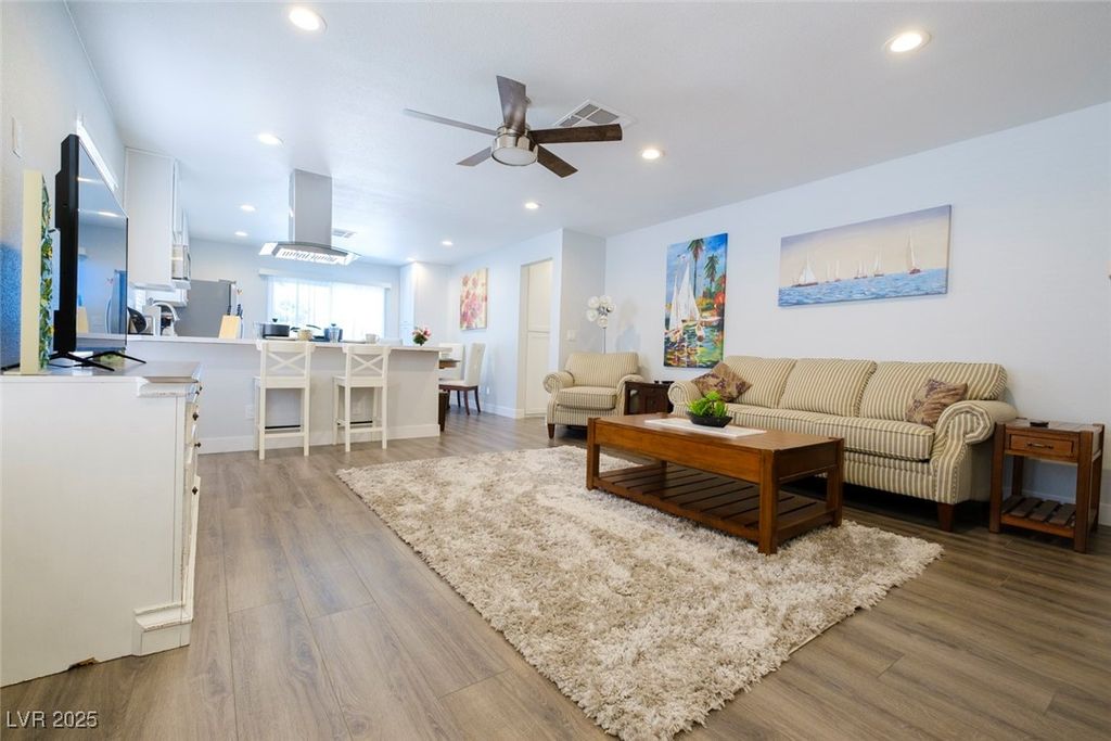 1725 Duarte Drive, Henderson, NV 89014