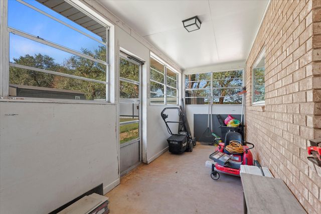 1903 County Rd 305, Brownfield, TX 79316