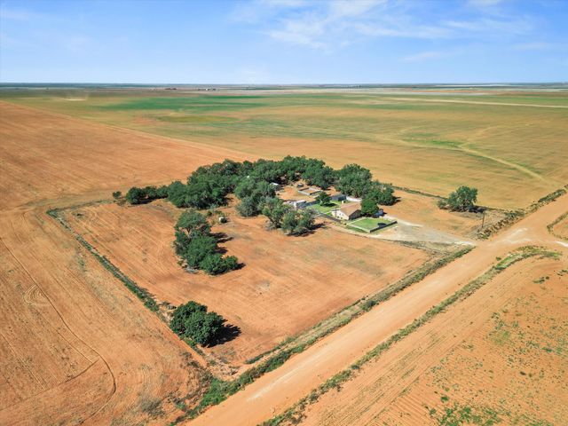 1903 County Rd 305, Brownfield, TX 79316