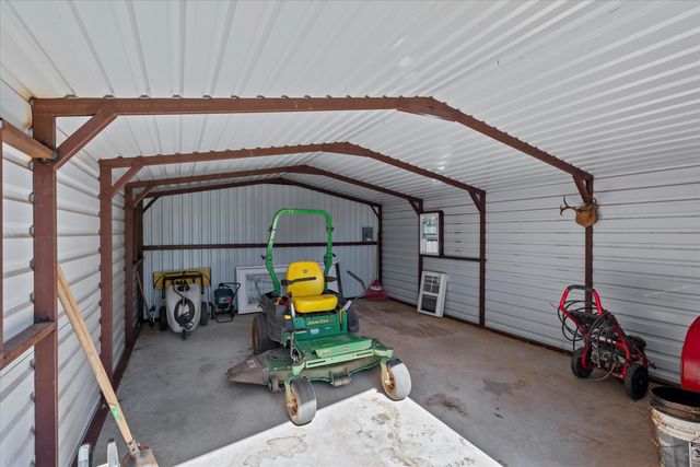 1903 County Rd 305, Brownfield, TX 79316