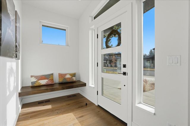 3446 NW Jackwood Place, Bend, OR 97703