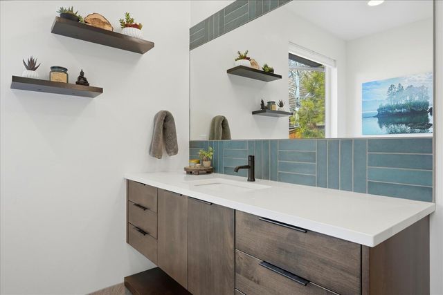 3446 NW Jackwood Place, Bend, OR 97703