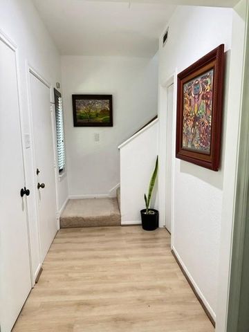 11711 Memorial Drive 251, Houston, TX 77024