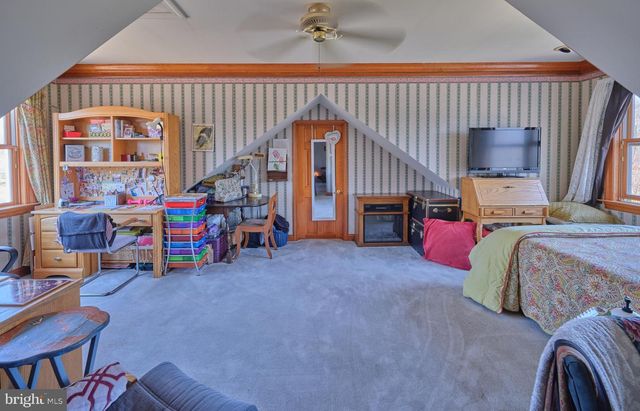 16 TIMOTHY DR, Ivyland, PA 18974