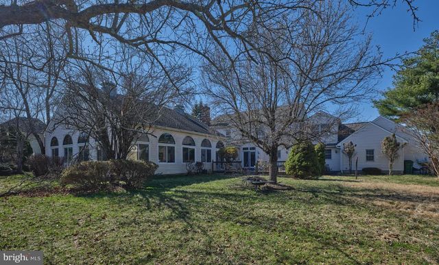 16 TIMOTHY DR, Ivyland, PA 18974