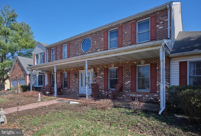 16 TIMOTHY DR, Ivyland, PA 18974