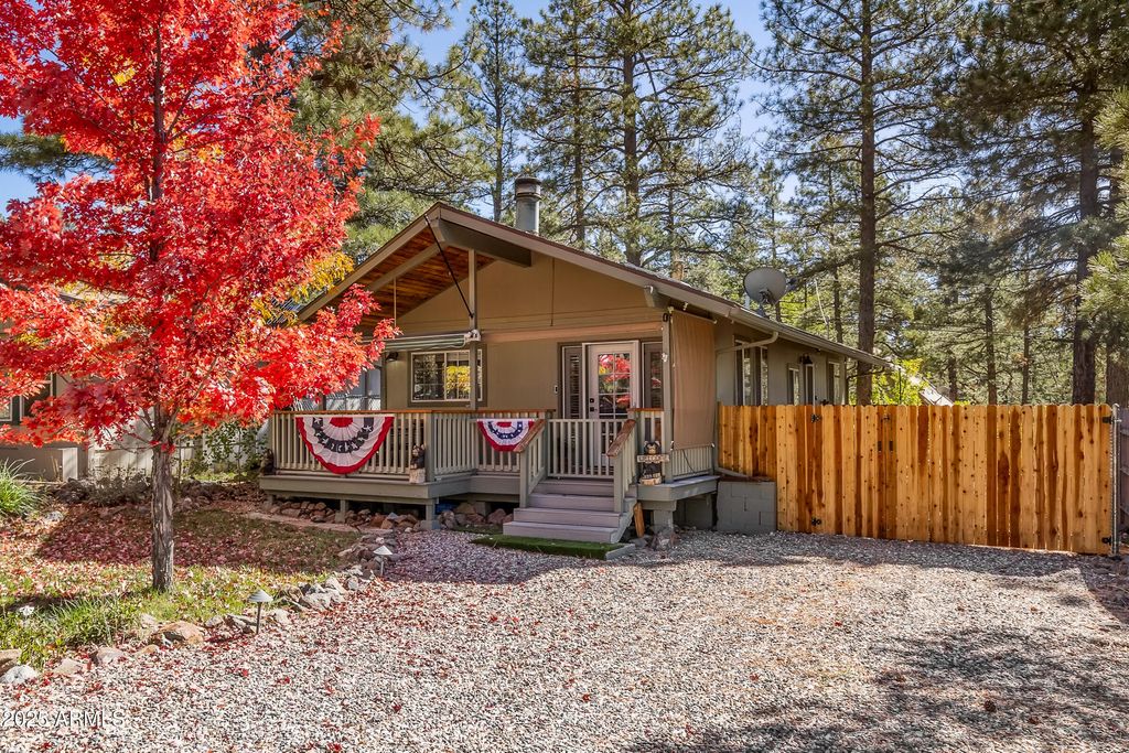 1159 E COYOTE Road, Munds Park, AZ 86017