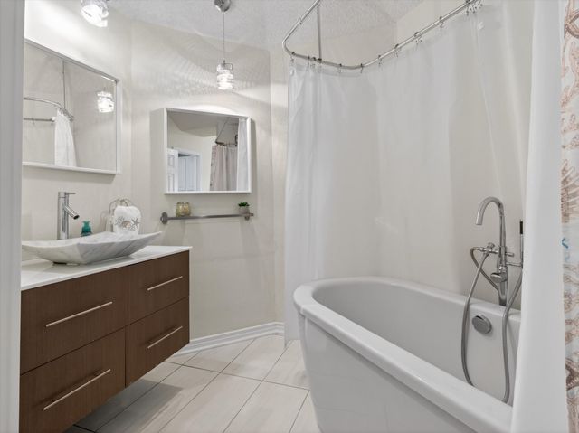 10923 Gable Circle, Dallas, TX 75229