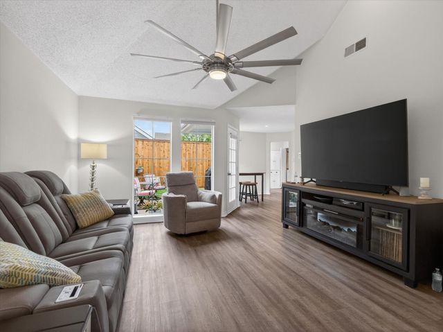 10923 Gable Circle, Dallas, TX 75229