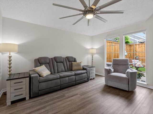 10923 Gable Circle, Dallas, TX 75229