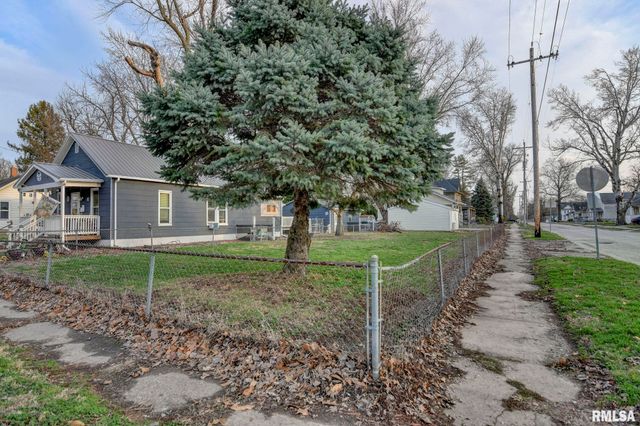 408 S CHEROKEE Street, Taylorville, IL 62568