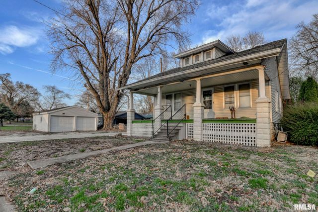 408 S CHEROKEE Street, Taylorville, IL 62568