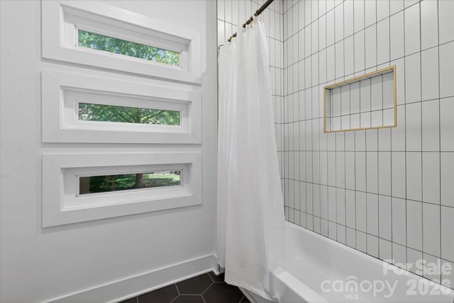 1608 Chippendale Road, Charlotte, NC 28205
