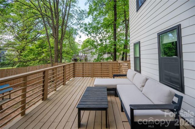 1608 Chippendale Road, Charlotte, NC 28205