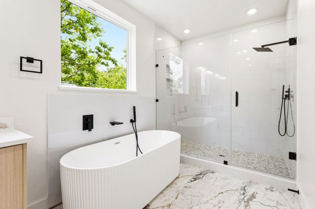 413 N Patton Avenue, Dallas, TX 75203