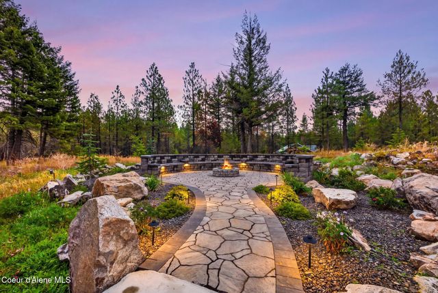 22388 N Hollow Top RD, Rathdrum, ID 83858