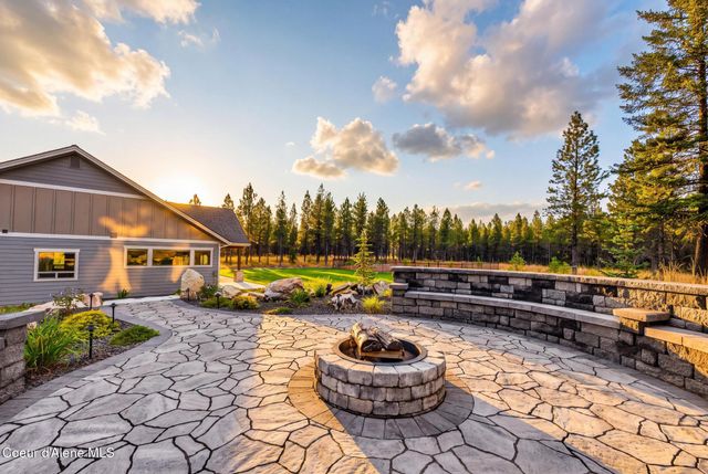 22388 N Hollow Top RD, Rathdrum, ID 83858