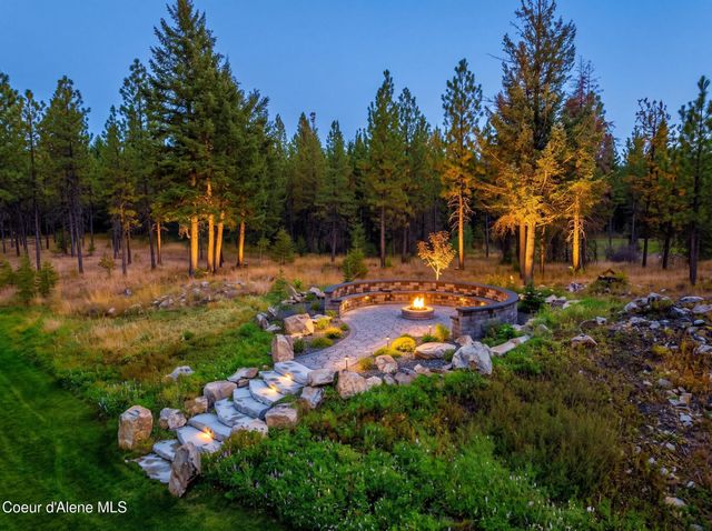 22388 N Hollow Top RD, Rathdrum, ID 83858