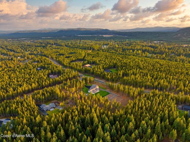 22388 N Hollow Top RD, Rathdrum, ID 83858