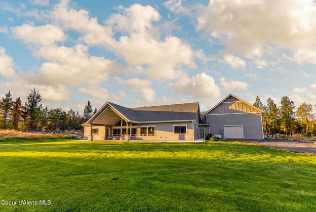 22388 N Hollow Top RD, Rathdrum, ID 83858