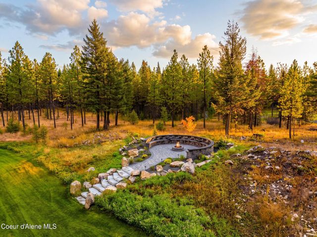 22388 N Hollow Top RD, Rathdrum, ID 83858