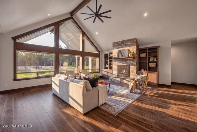 22388 N Hollow Top RD, Rathdrum, ID 83858