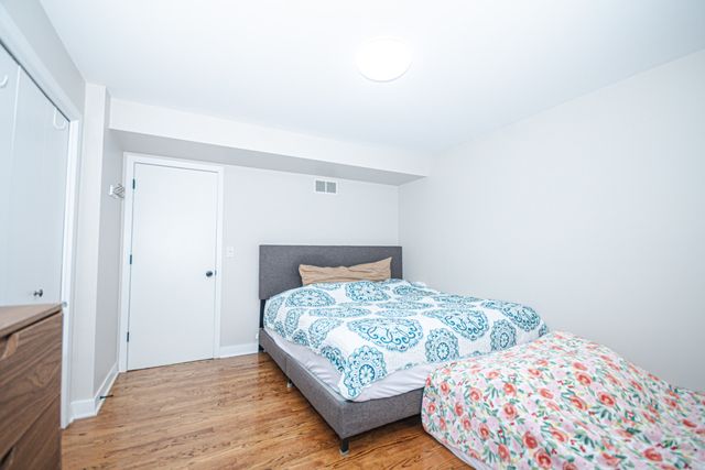 7942 W ADDISON Street 1, Chicago, IL 60634
