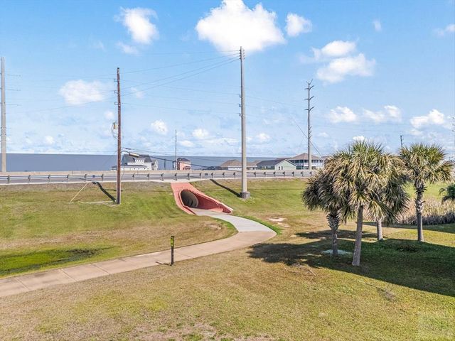 25306 Intrepid Lane, Galveston, TX 77554