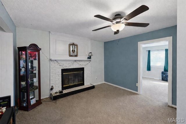 753 Boulevard De Cannes, Edwardsville, IL 62025