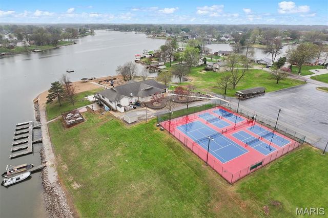 753 Boulevard De Cannes, Edwardsville, IL 62025