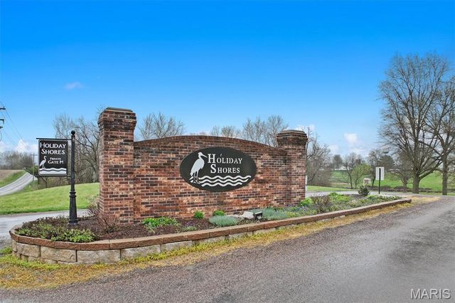 753 Boulevard De Cannes, Edwardsville, IL 62025