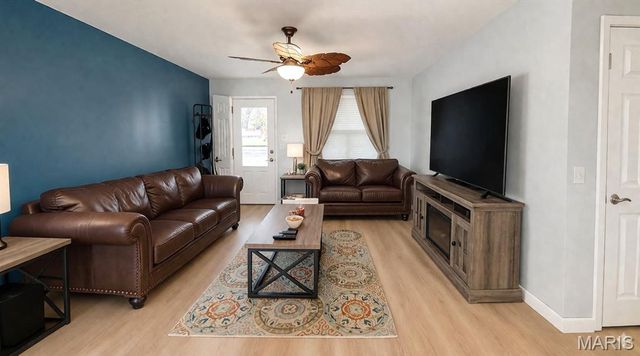 753 Boulevard De Cannes, Edwardsville, IL 62025