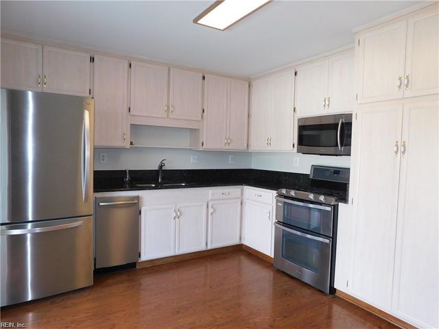 5004 Hassell ST, Virginia Beach, VA 23455