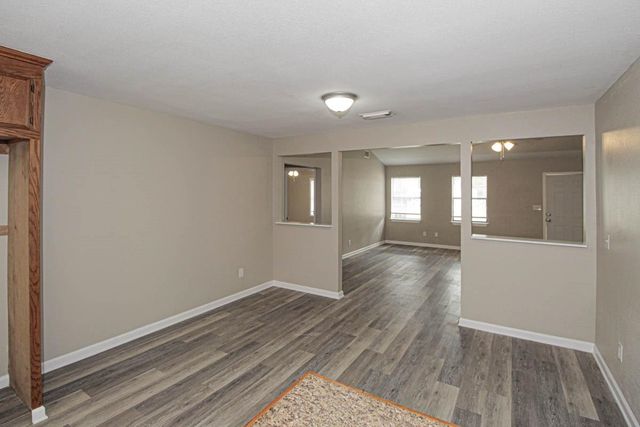 345 Cherokee Lane, Onalaska, TX 77360